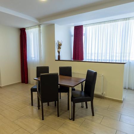 Aparthotel SIR Fundeni Tower Bukarest Exterior foto